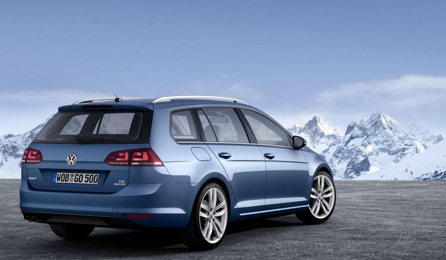  Volkswagen Golf Variant TSI BlueMotion 2013 года  (фото 15 из 17)